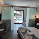 Lambi מלון העיירה קוס